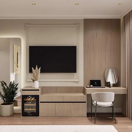 By Hotel 4*